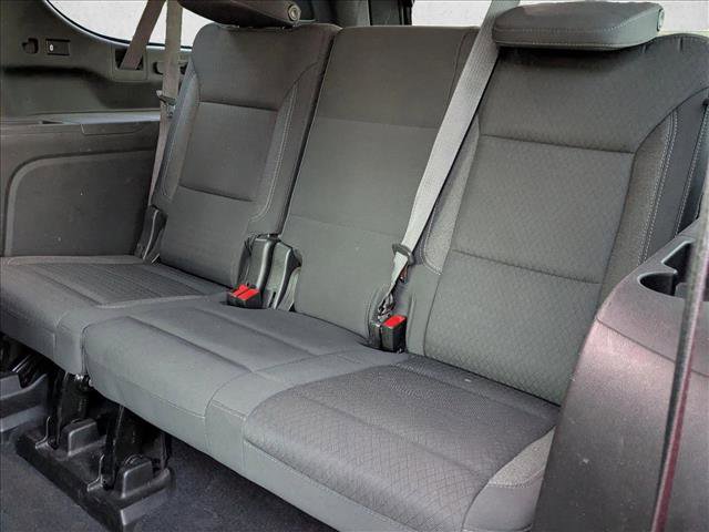 Used 2021 Chevrolet Suburban LS image 19
