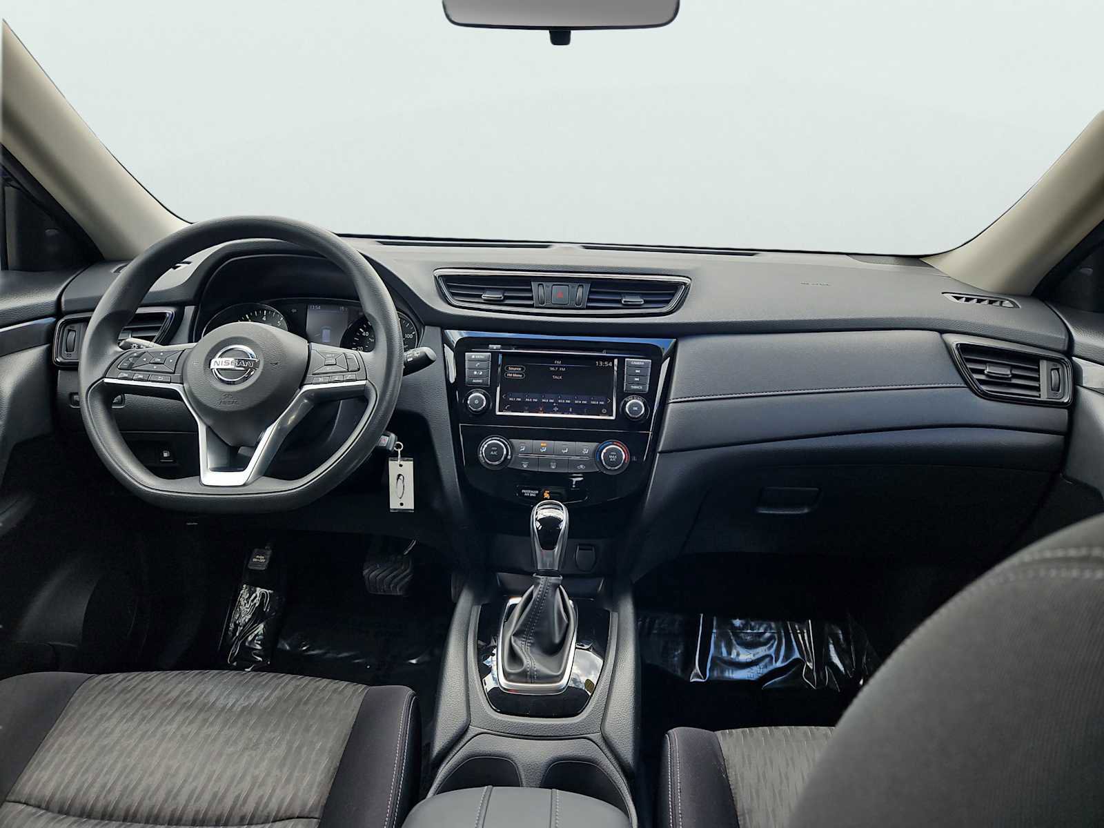 Used 2018 Nissan Rogue S AWD/4WD image 3