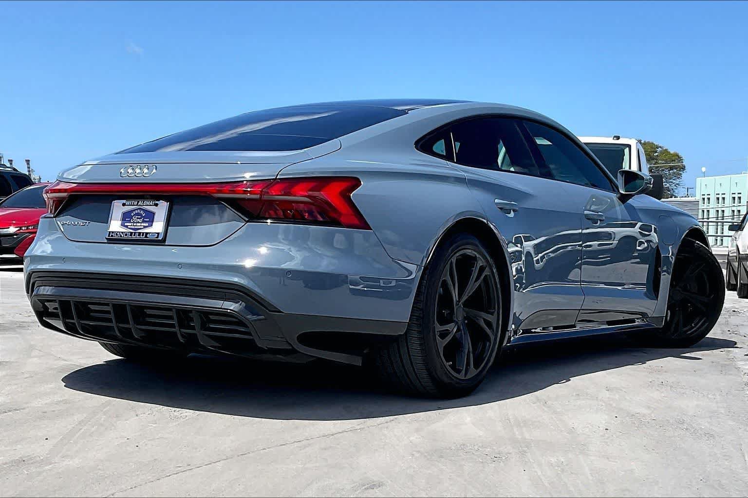 Used 2023 Audi e-tron GT Premium Plus AWD/4WD image 22
