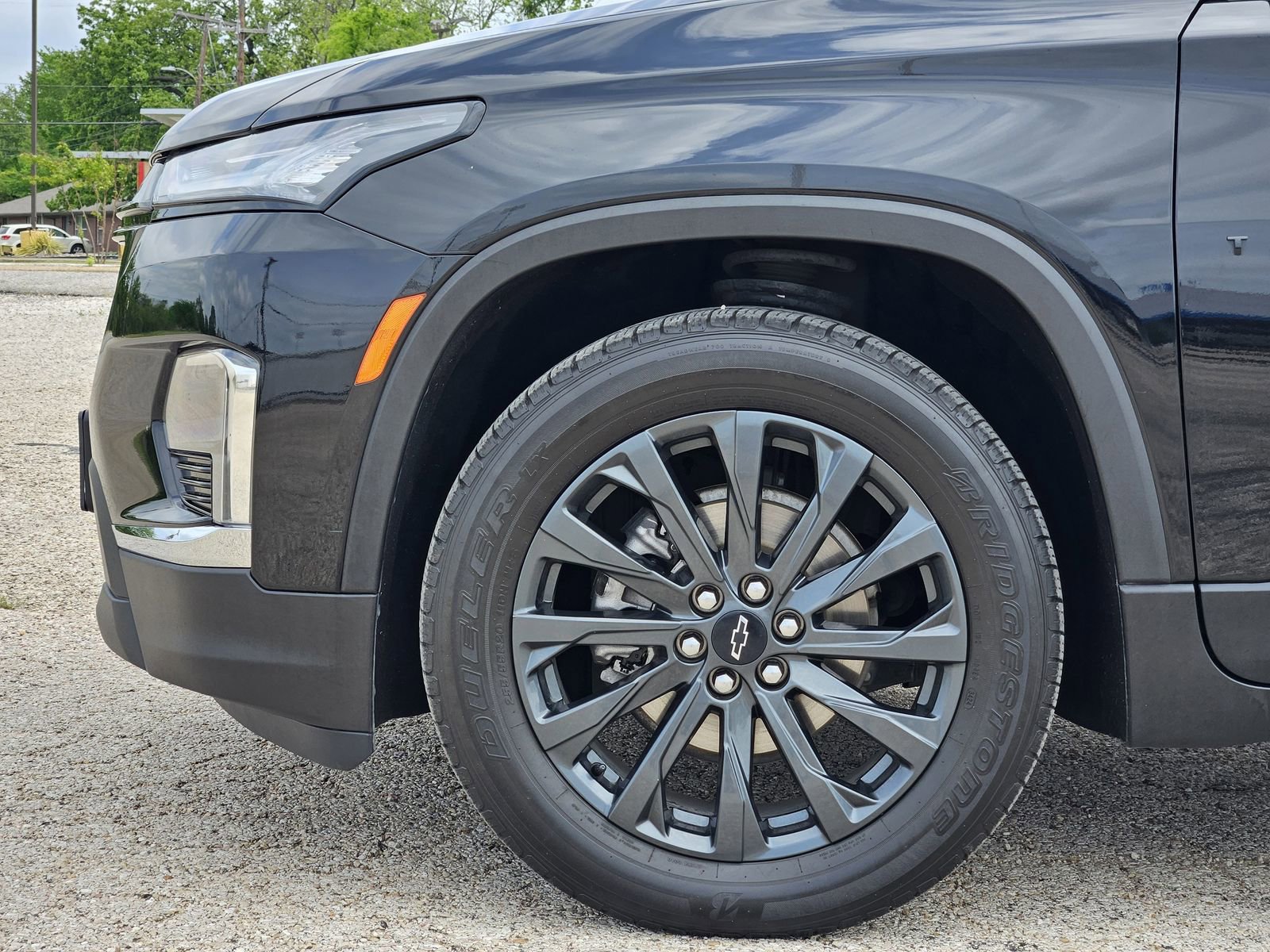 Used 2023 Chevrolet Traverse RS image 12