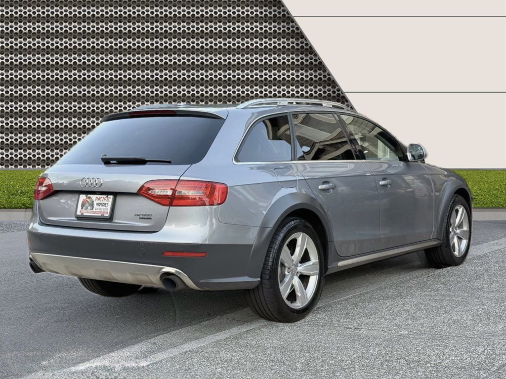 Used 2016 Audi A4 Premium Plus w/ Technology Package image 9