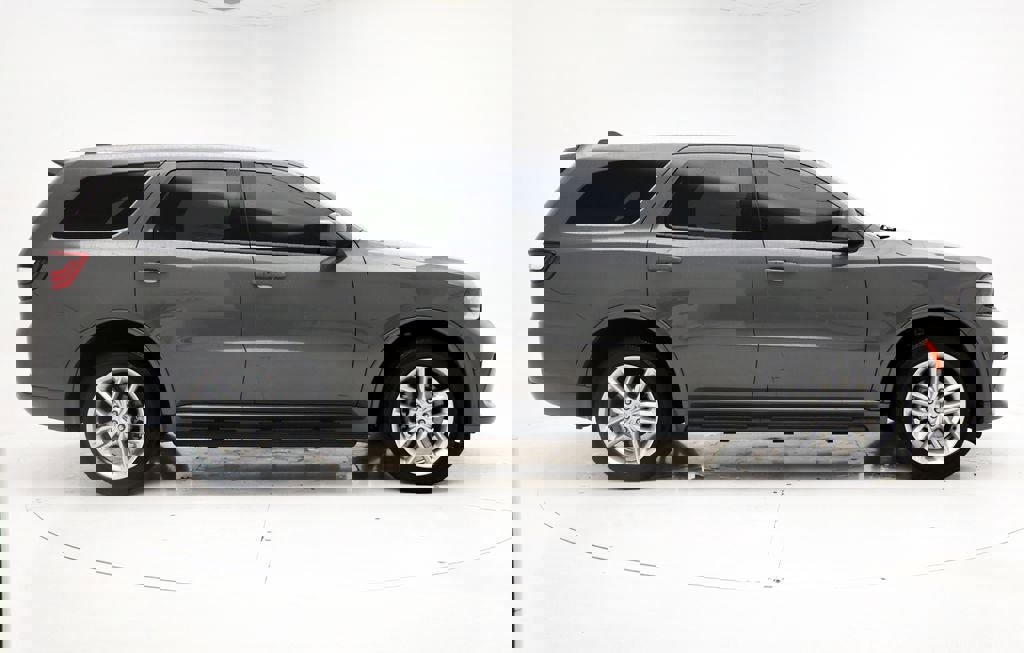 Used 2022 Dodge Durango GT image 3