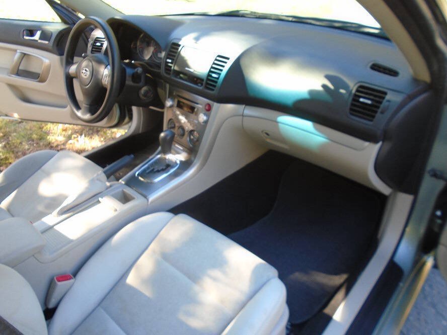 Used 2009 Subaru Legacy 2.5i Special Edition AWD/4WD image 23