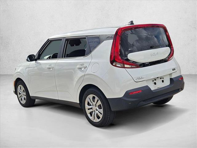 Used 2022 Kia Soul LX FWD image 7