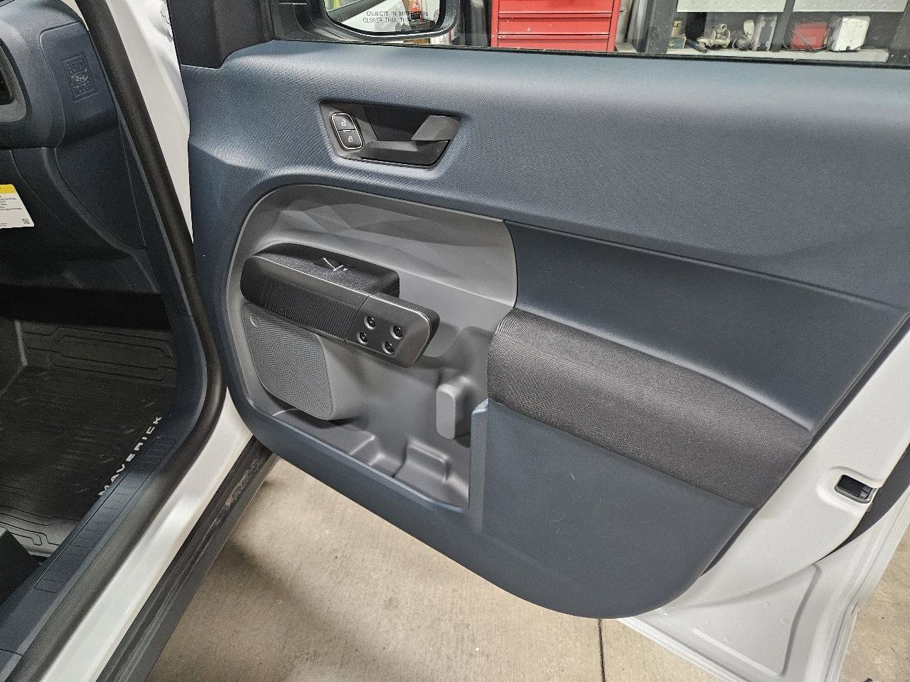 Used 2025 Ford Maverick XL w/ Equipment Group 102A AWD/4WD image 21