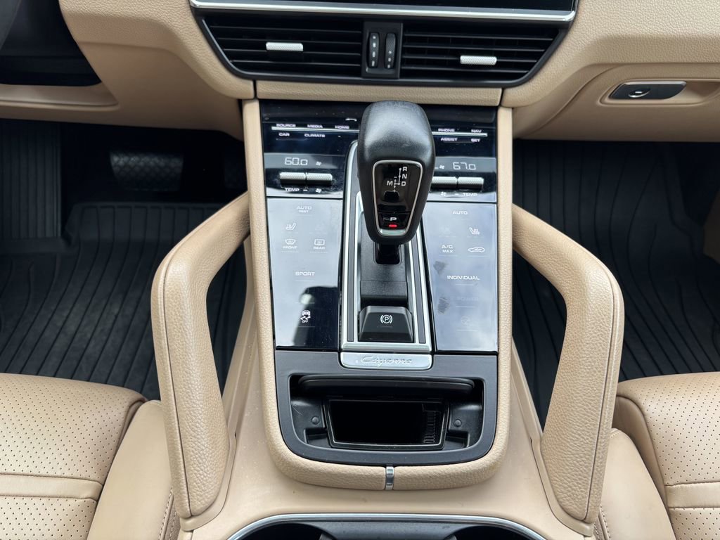 Used 2019 Porsche Cayenne AWD/4WD image 17