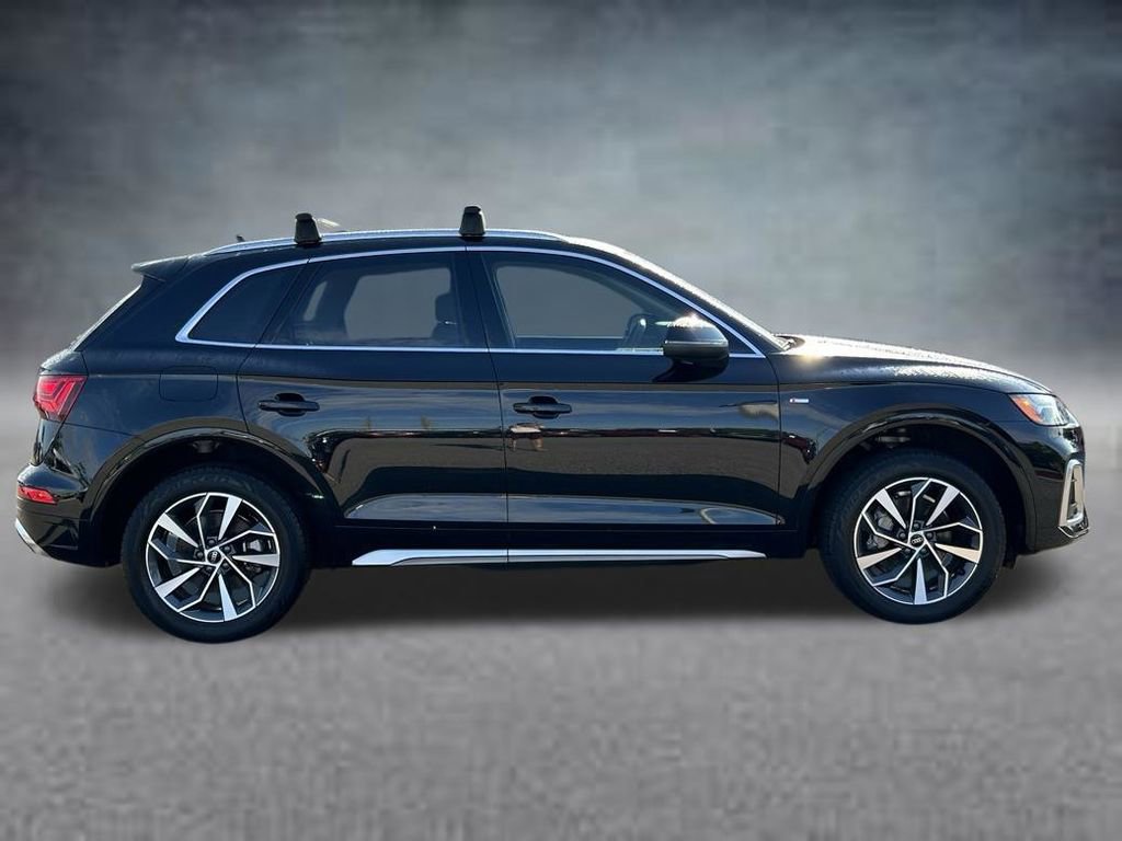 Used 2023 Audi Q5 2.0T Premium w/ Convenience Package AWD/4WD image 6