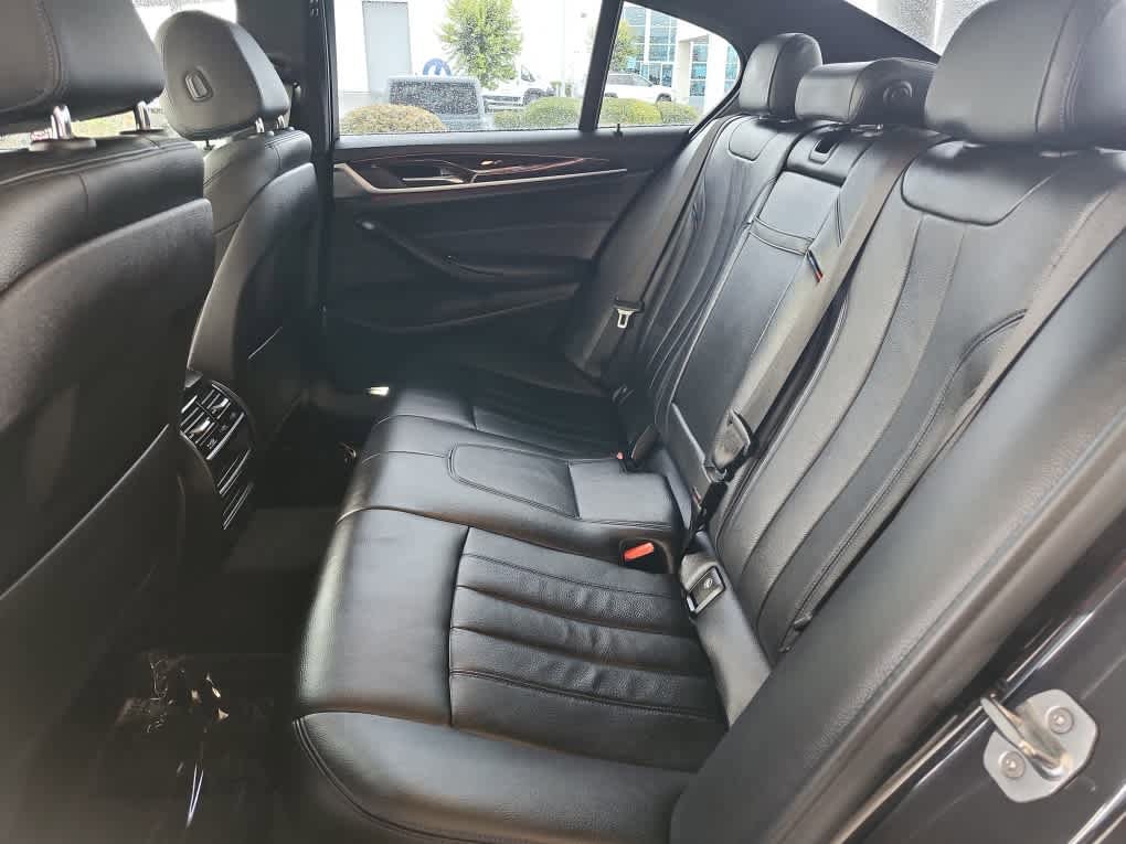 Used 2019 BMW 530i w/ M Sport Package RWD image 20
