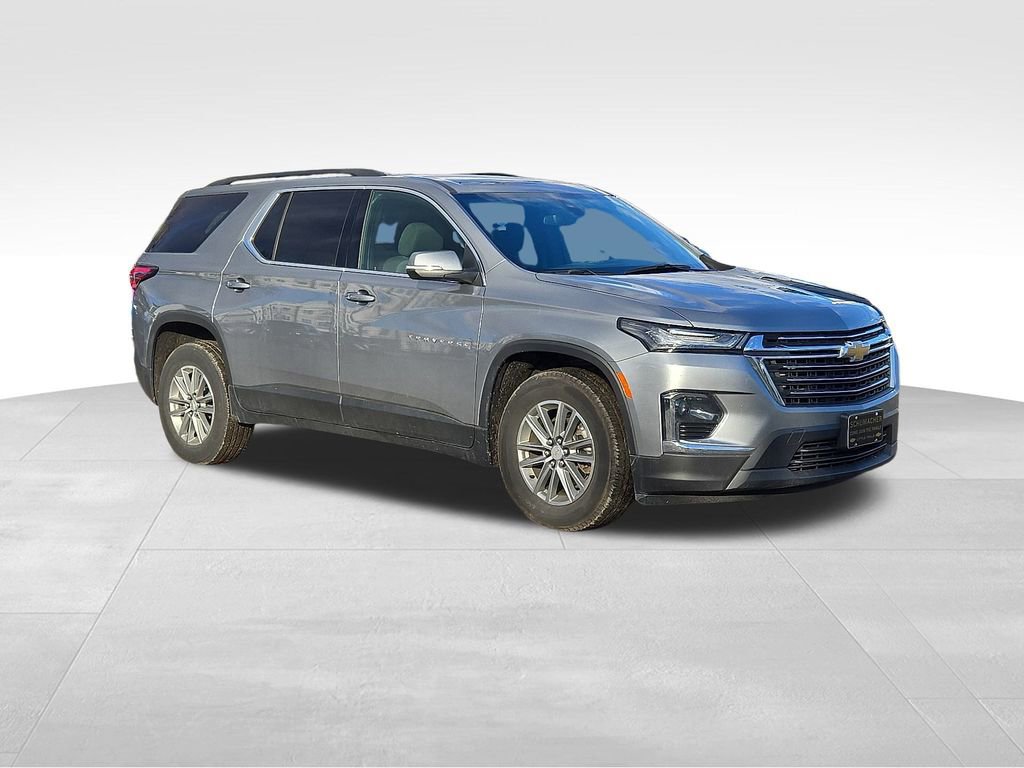 Used 2023 Chevrolet Traverse LT