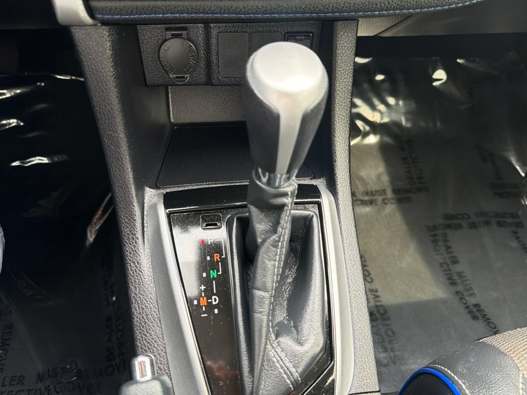 Used 2019 Toyota Corolla SE FWD image 4