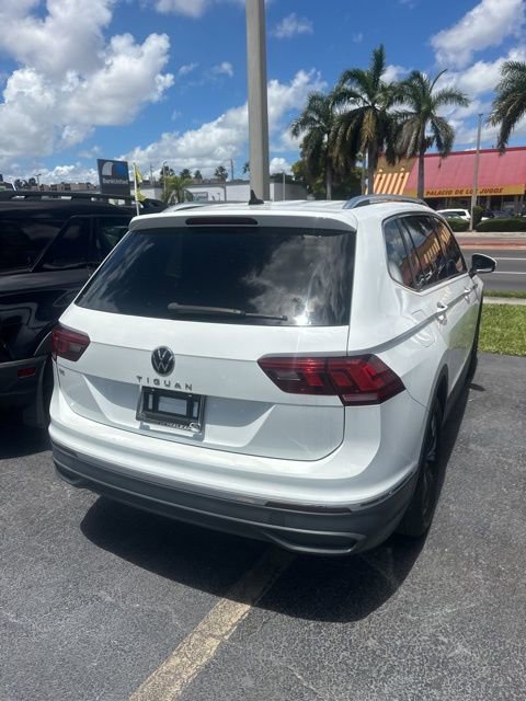 Used 2022 Volkswagen Tiguan SE FWD image 8