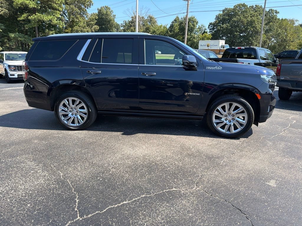 Used 2021 Chevrolet Tahoe High Country w/ Premium Package AWD/4WD image 4