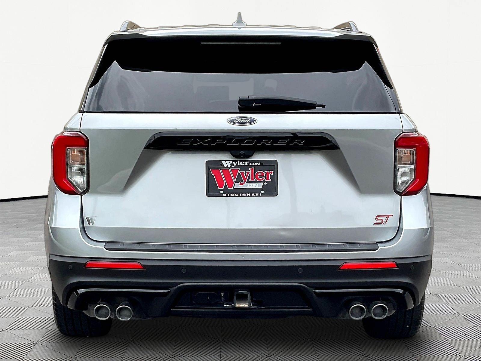 Used 2020 Ford Explorer ST AWD/4WD image 5