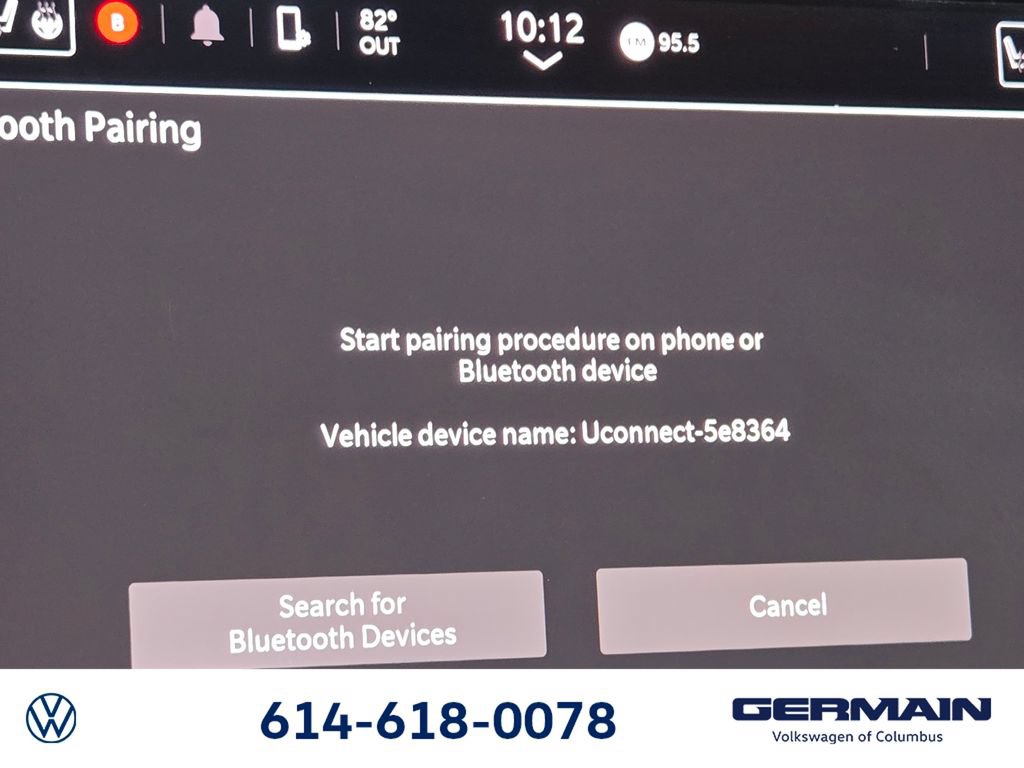 Used 2023 Chrysler Pacifica Touring-L w/ S Appearance Package AWD/4WD image 33
