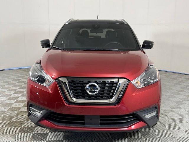 Used 2020 Nissan Kicks SR w/ SR Premium Package FWD image 11