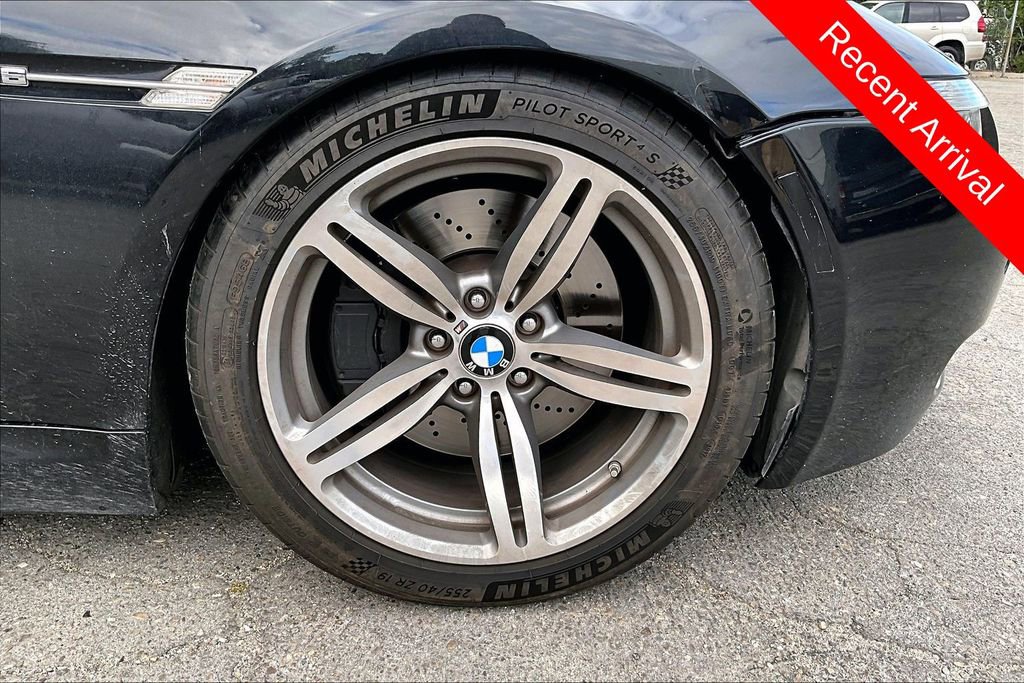 Used 2007 BMW M6 Convertible RWD image 6