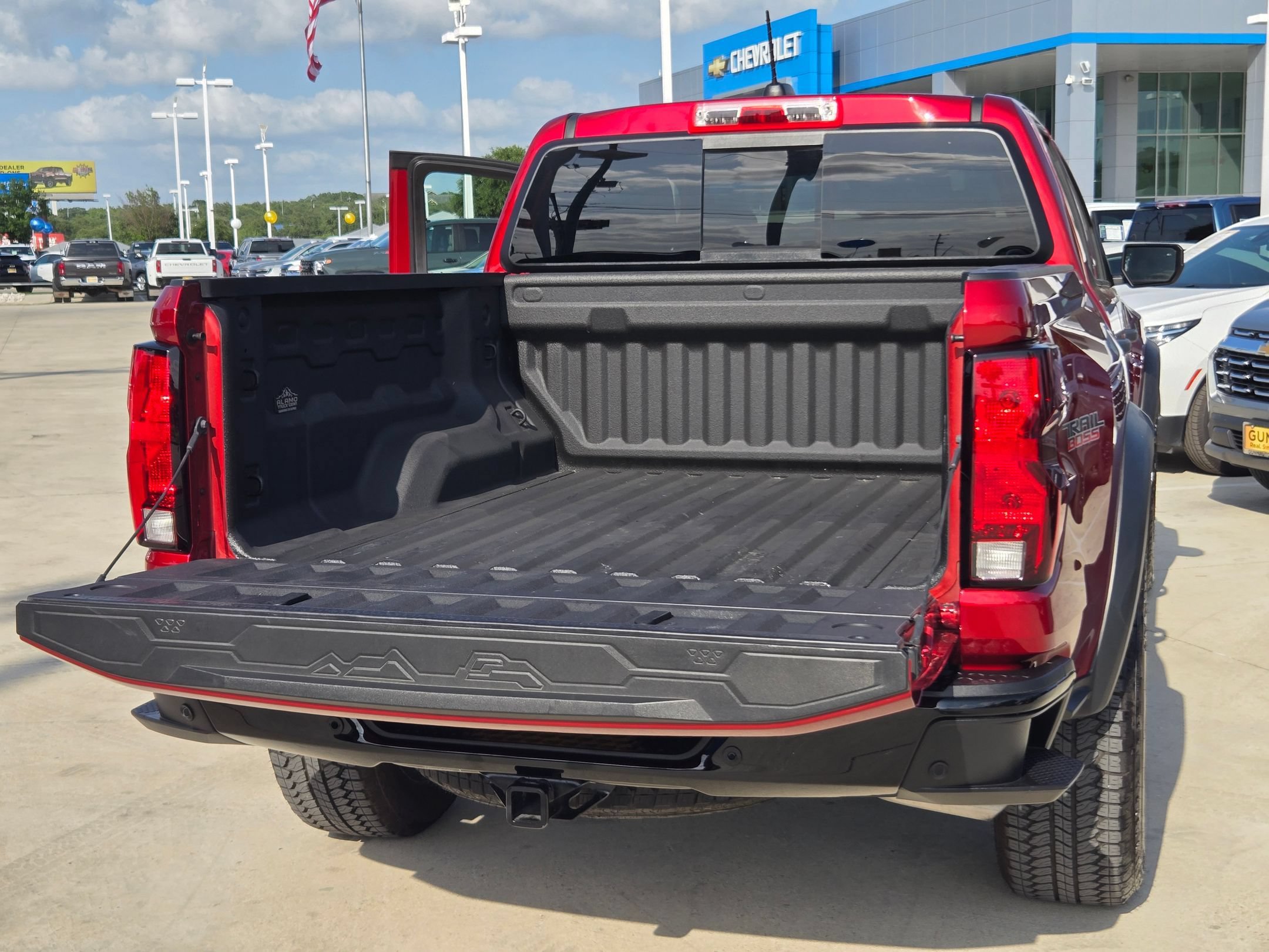 Certified 2025 Chevrolet Colorado Trail Boss AWD/4WD image 23