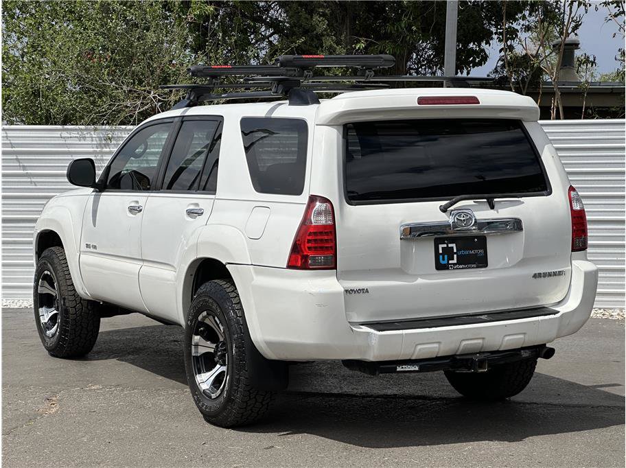 Used 2007 Toyota 4Runner SR5 AWD/4WD image 12