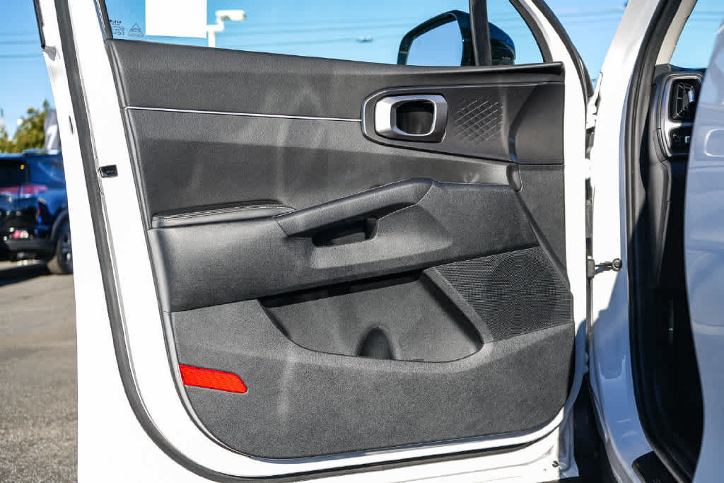 Certified 2023 Kia Sorento S w/ Panoramic Sunroof Package FWD image 22