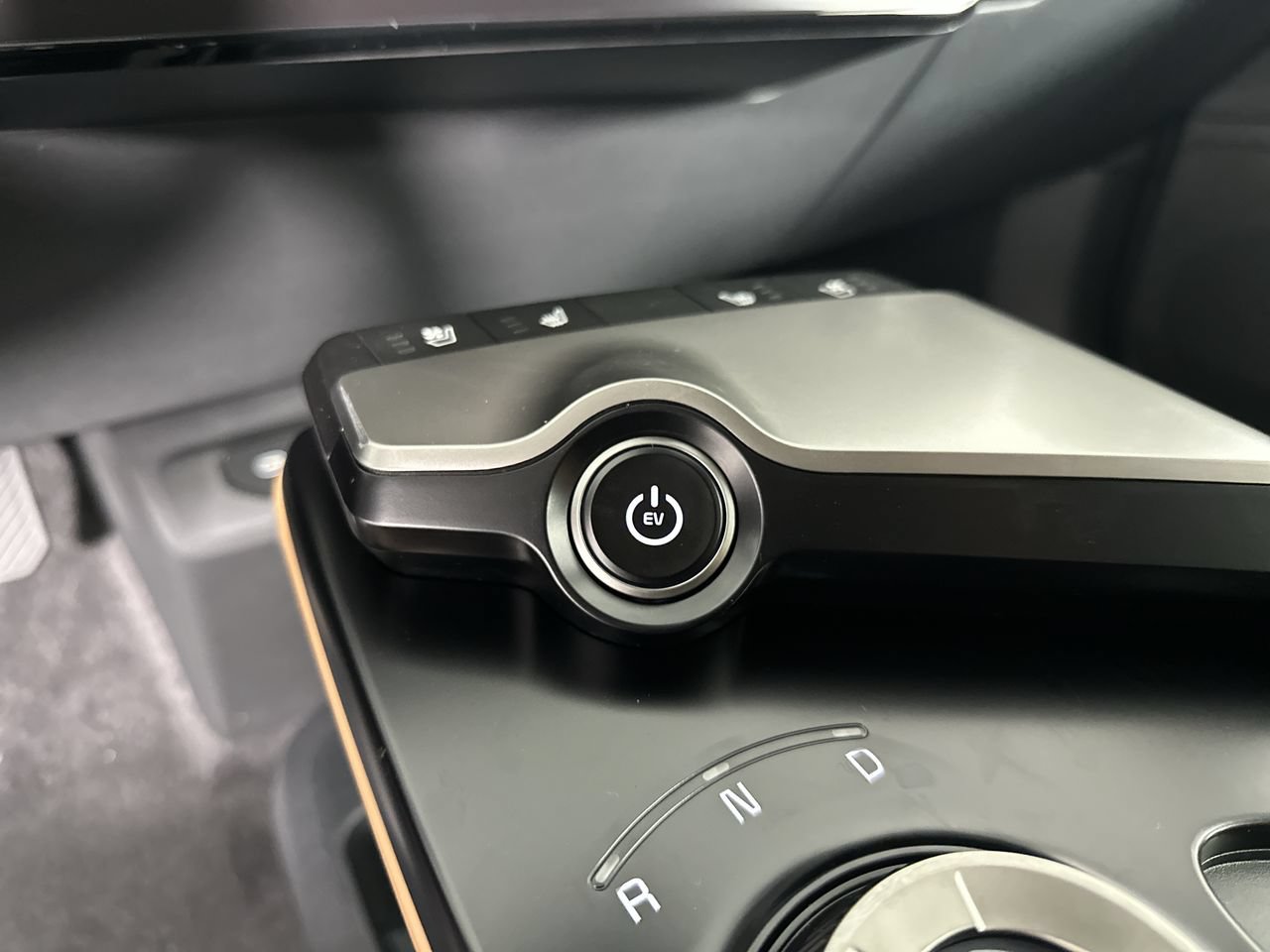 New 2026 Kia EV6 Wind RWD image 8