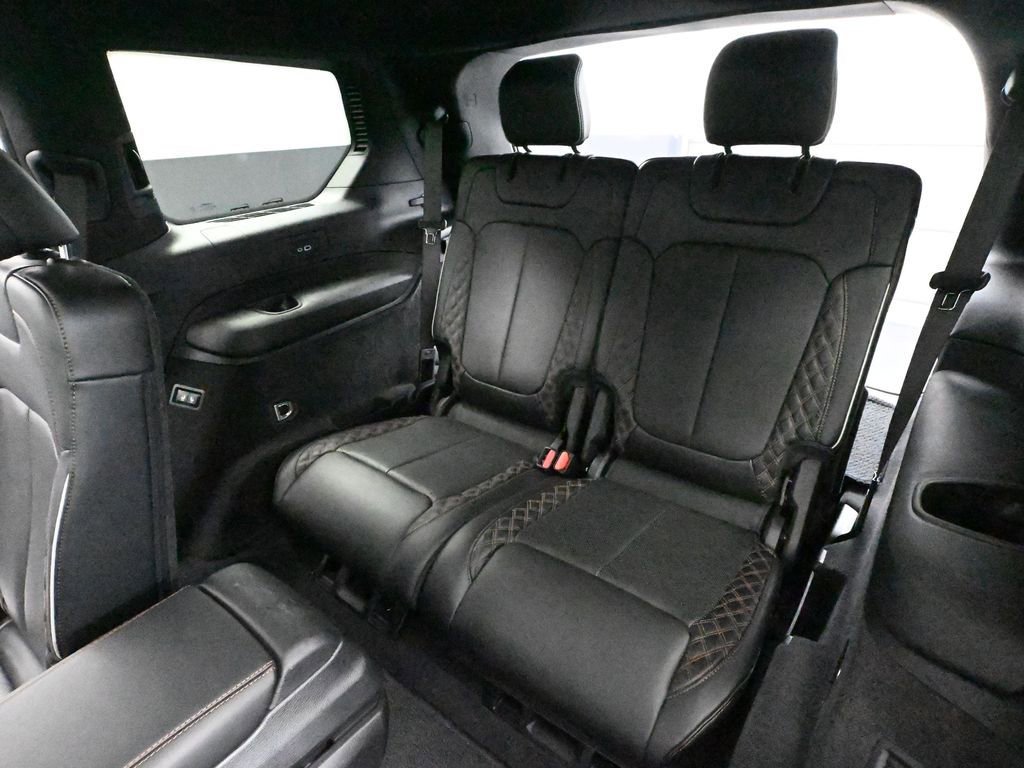 Used 2021 Jeep Grand Cherokee L Summit w/ Luxury Tech Group V AWD/4WD image 45