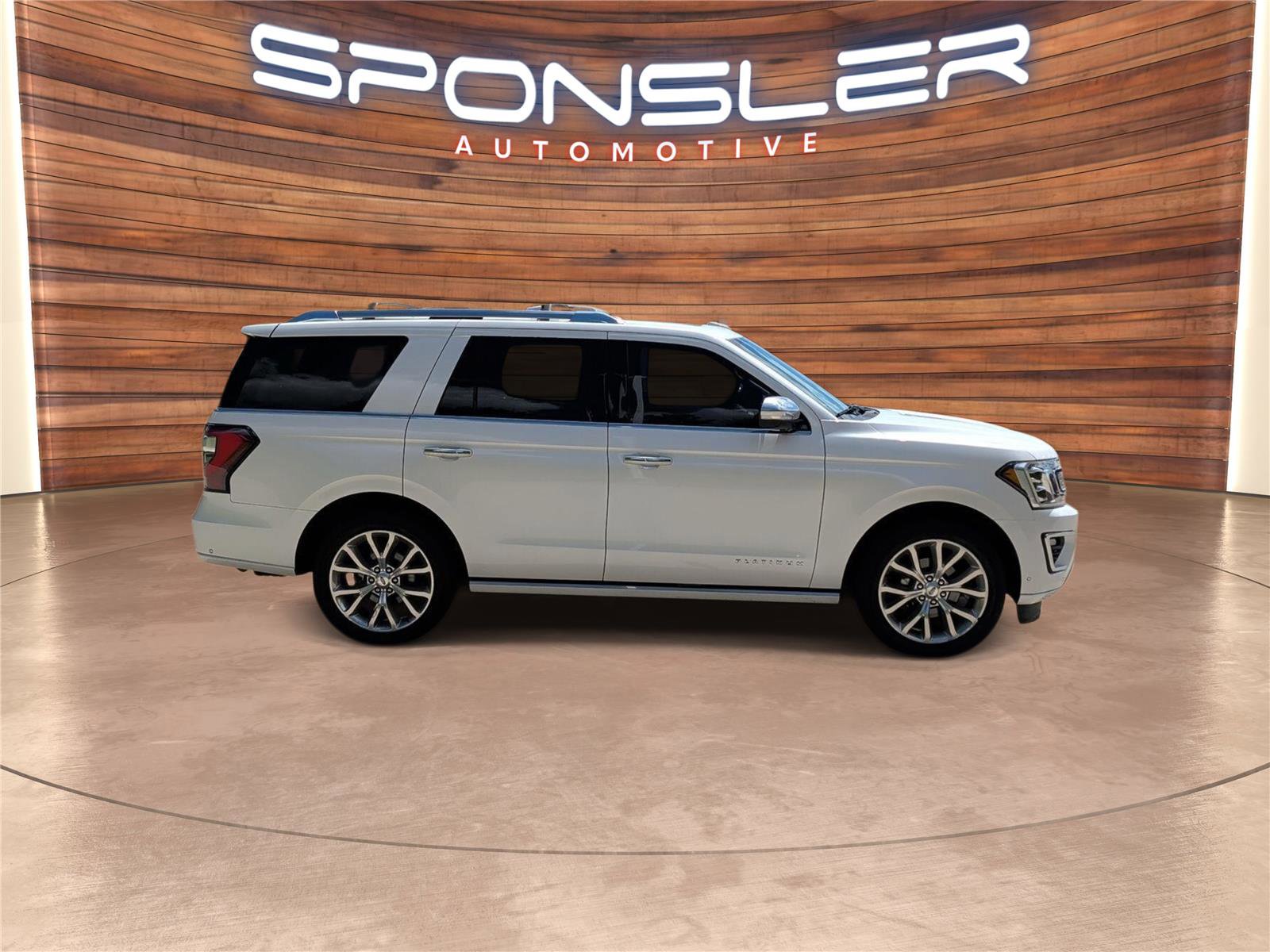 Used 2019 Ford Expedition Platinum AWD/4WD image 8
