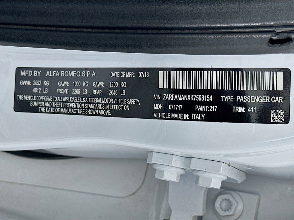 Used 2019 Alfa Romeo Giulia image 30