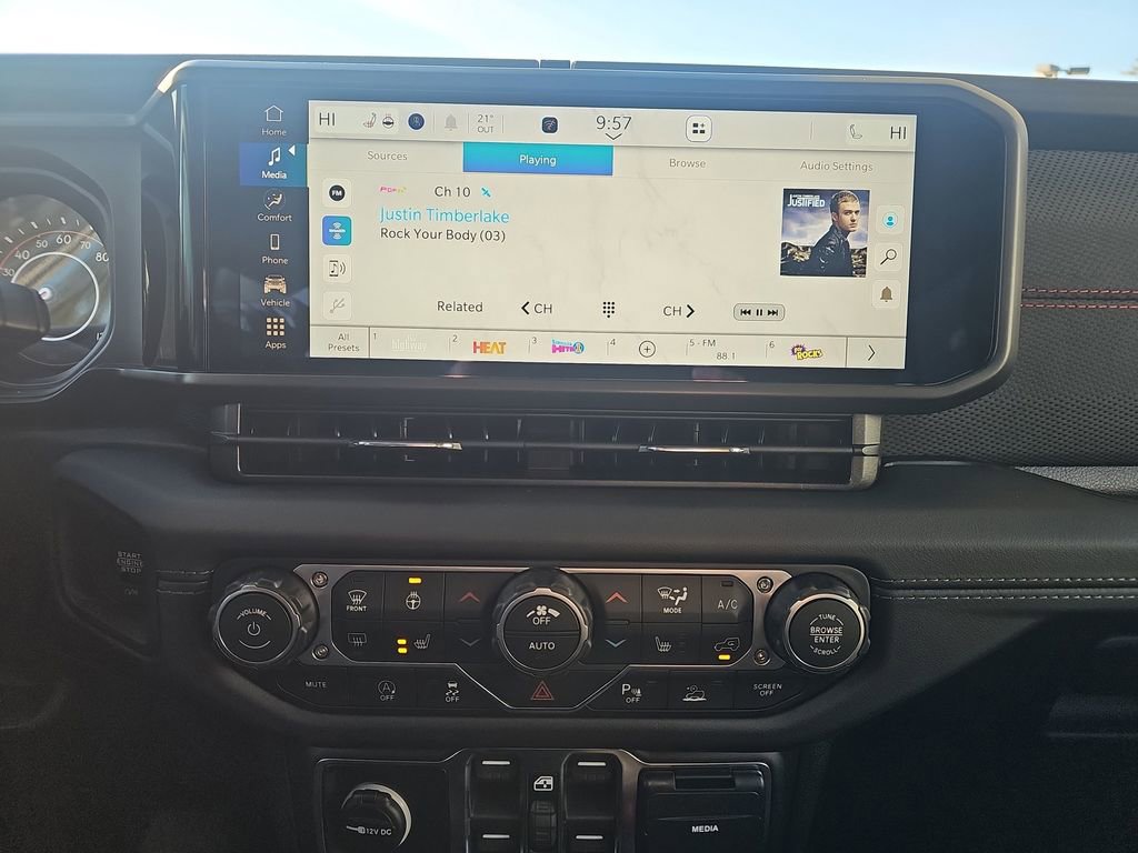 New 2026 Jeep Wrangler Unlimited Rubicon w/ Safety Group image 17