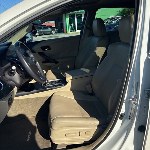 Used 2016 Acura RDX Base image 3