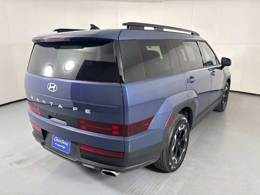 Used 2026 Hyundai Santa Fe SEL FWD image 8