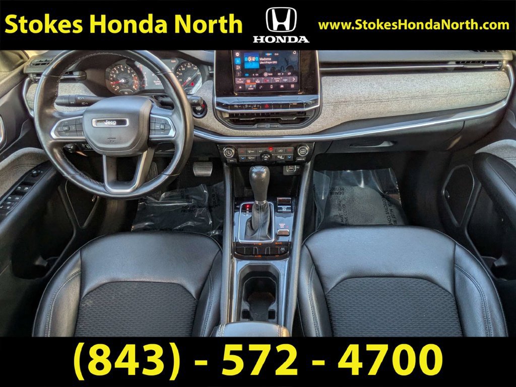 Used 2022 Jeep Compass Latitude w/ Sun and Sound Group AWD/4WD image 15