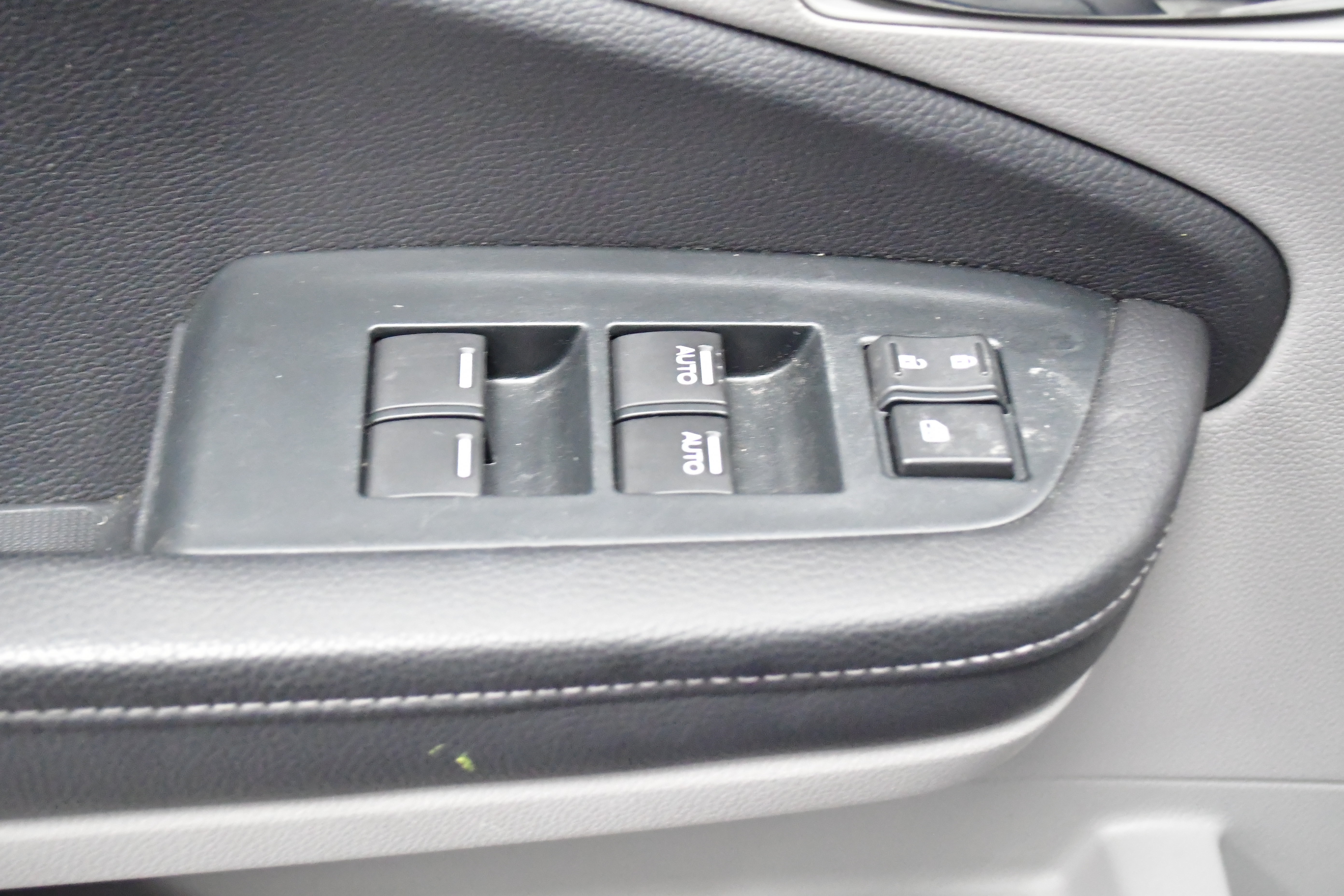 Used 2023 Honda Ridgeline RTL-E image 16