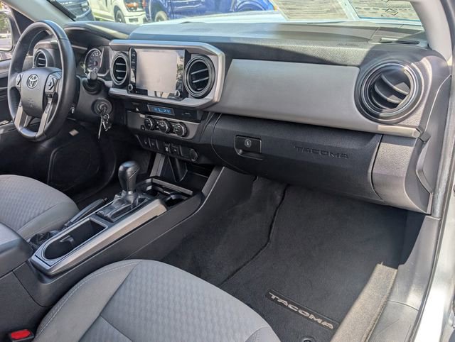 Used 2022 Toyota Tacoma SR5 w/ Technology Package RWD image 15