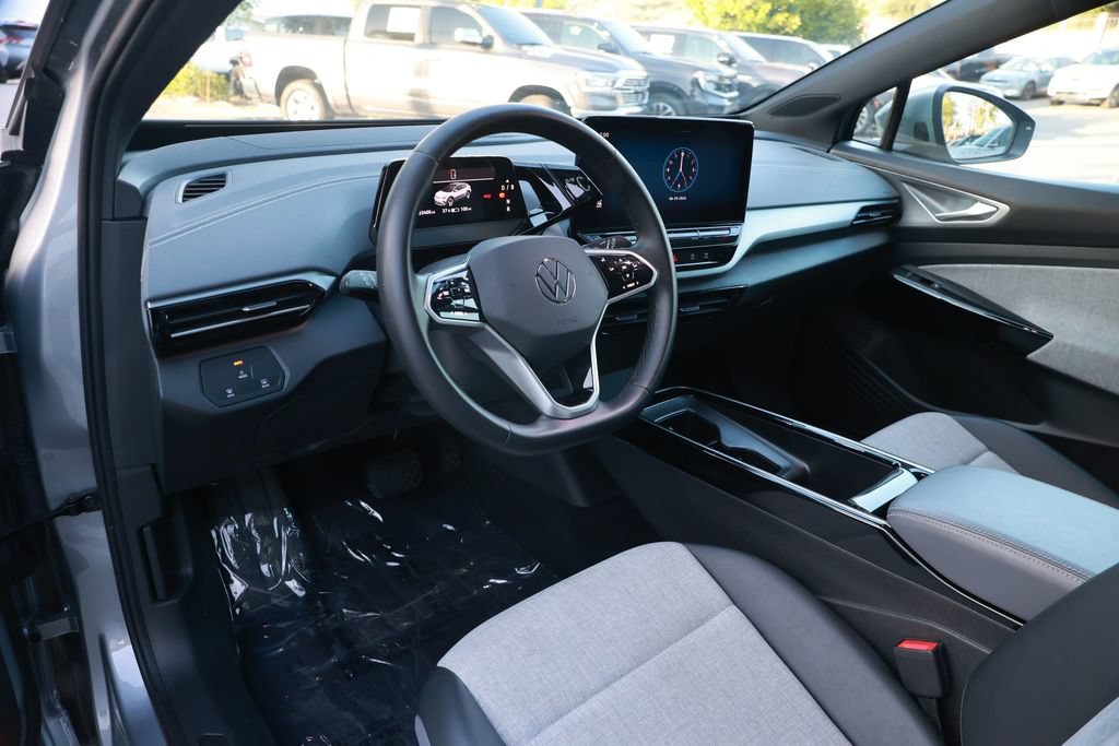 Used 2023 Volkswagen ID.4 Pro RWD image 17