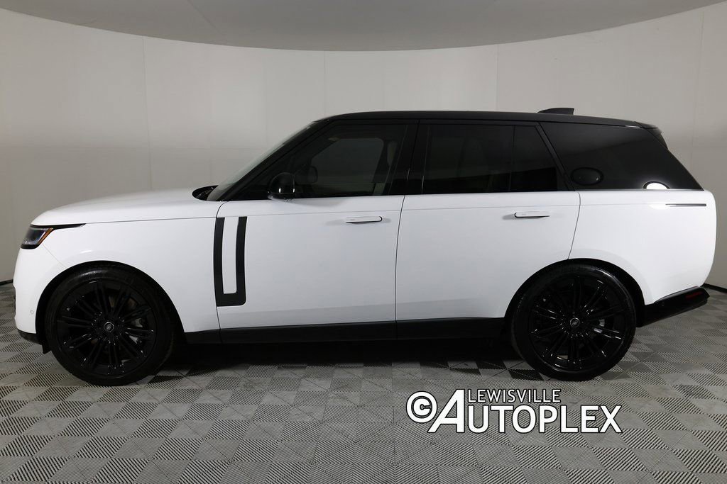 Used 2025 Land Rover Range Rover SE image 8