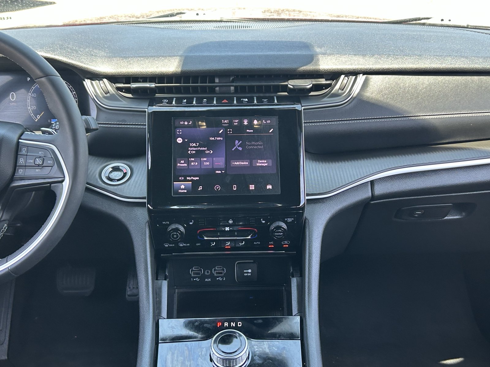 Used 2024 Jeep Grand Cherokee L Altitude AWD/4WD image 18