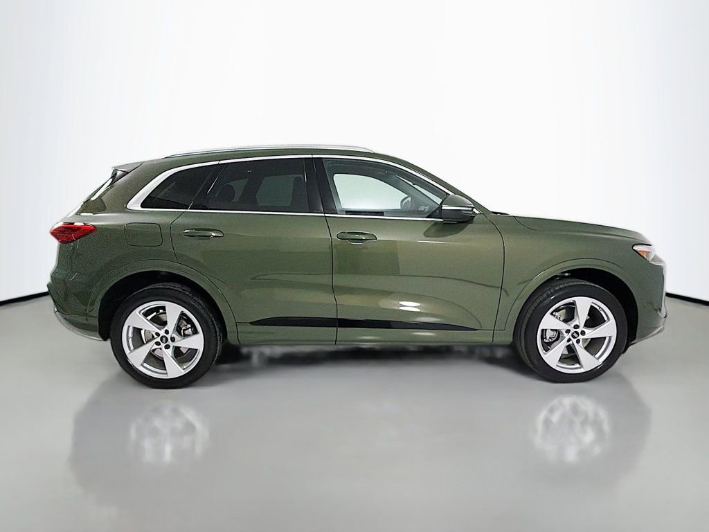 Certified 2025 Audi Q5 Premium Plus w/ Premium Plus image 8