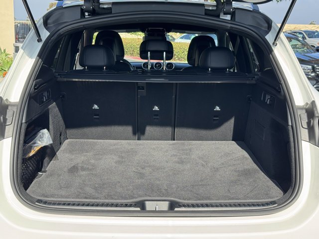 Used 2026 Mercedes-Benz GLC 300 4MATIC image 14