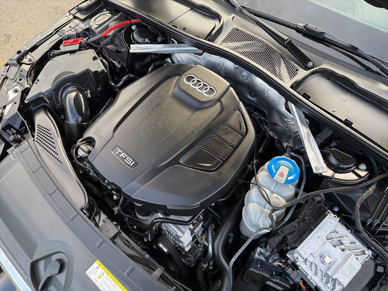 Used 2017 Audi A4 2.0T allroad Premium w/ Convenience Package image 16