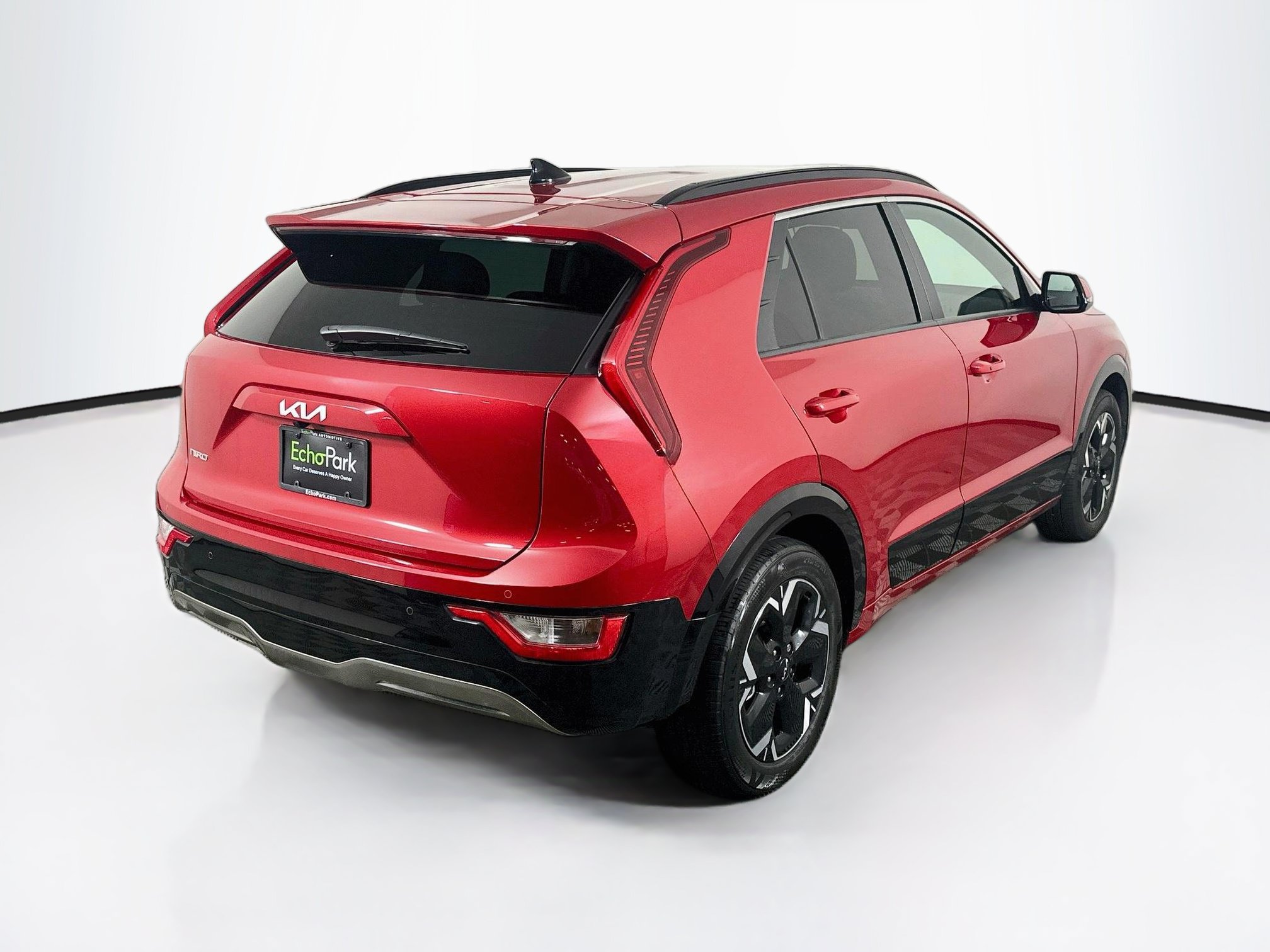 Used 2023 Kia Niro Wind w/ Wind Preserve Package FWD image 9