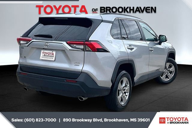 Used 2024 Toyota RAV4 XLE image 11