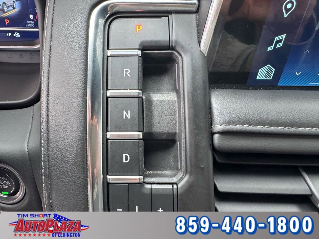 Used 2023 Chevrolet Suburban Z71 image 25