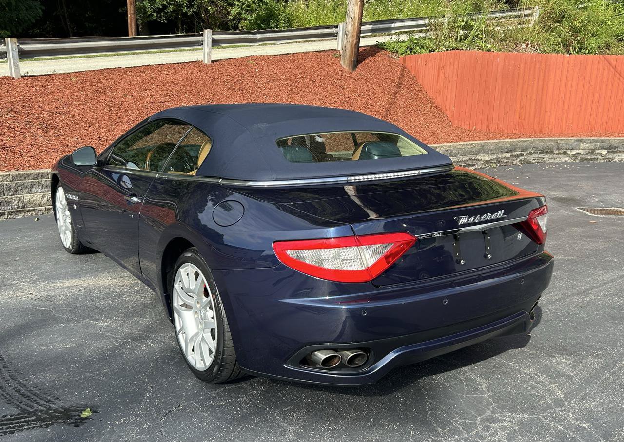 Used 2011 Maserati GranTurismo Convertible RWD image 6