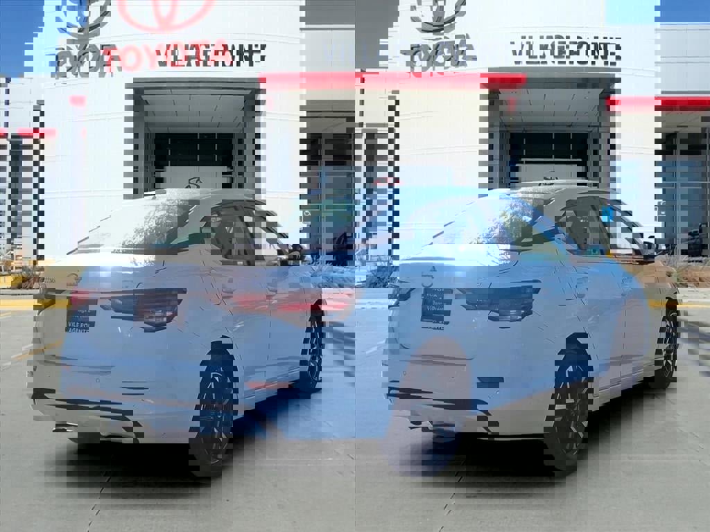 Used 2024 Nissan Sentra SV image 6