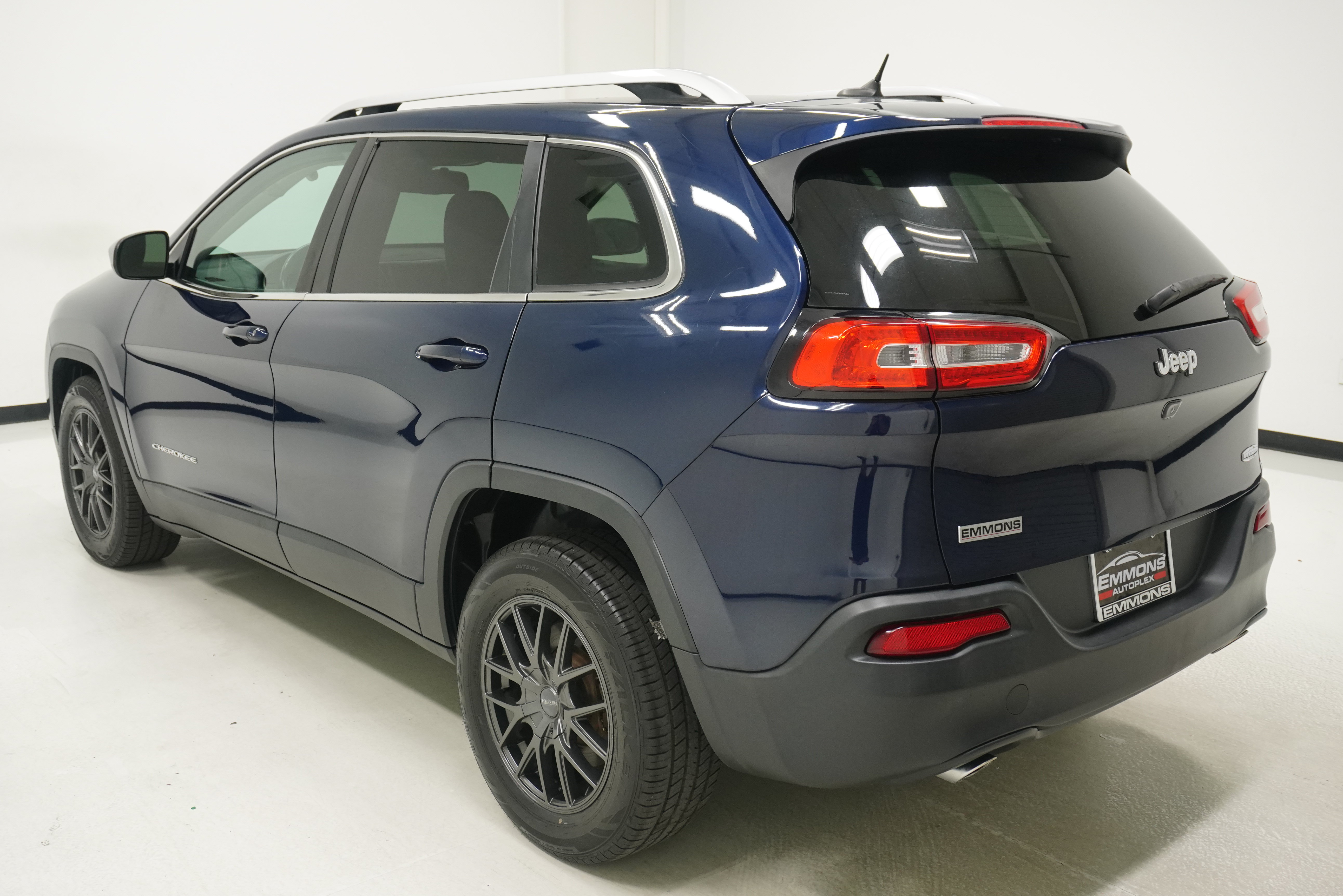 Used 2014 Jeep Cherokee Latitude FWD image 6