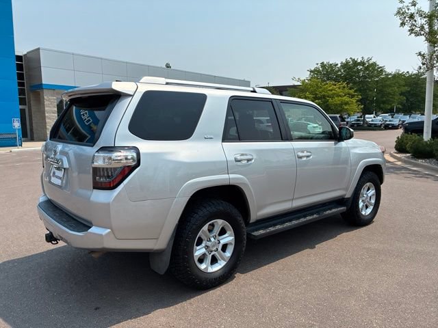 Used 2017 Toyota 4Runner SR5 AWD/4WD image 6