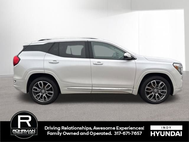 Used 2022 GMC Terrain Denali image 10