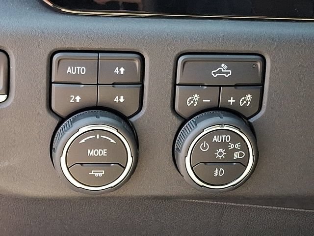 Used 2023 Chevrolet Silverado 1500 RST AWD/4WD image 22