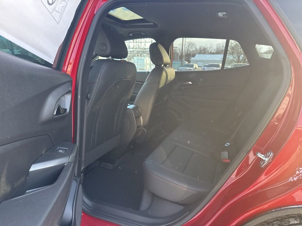 New 2026 Chevrolet Trax RS w/ Sunroof Package FWD image 14