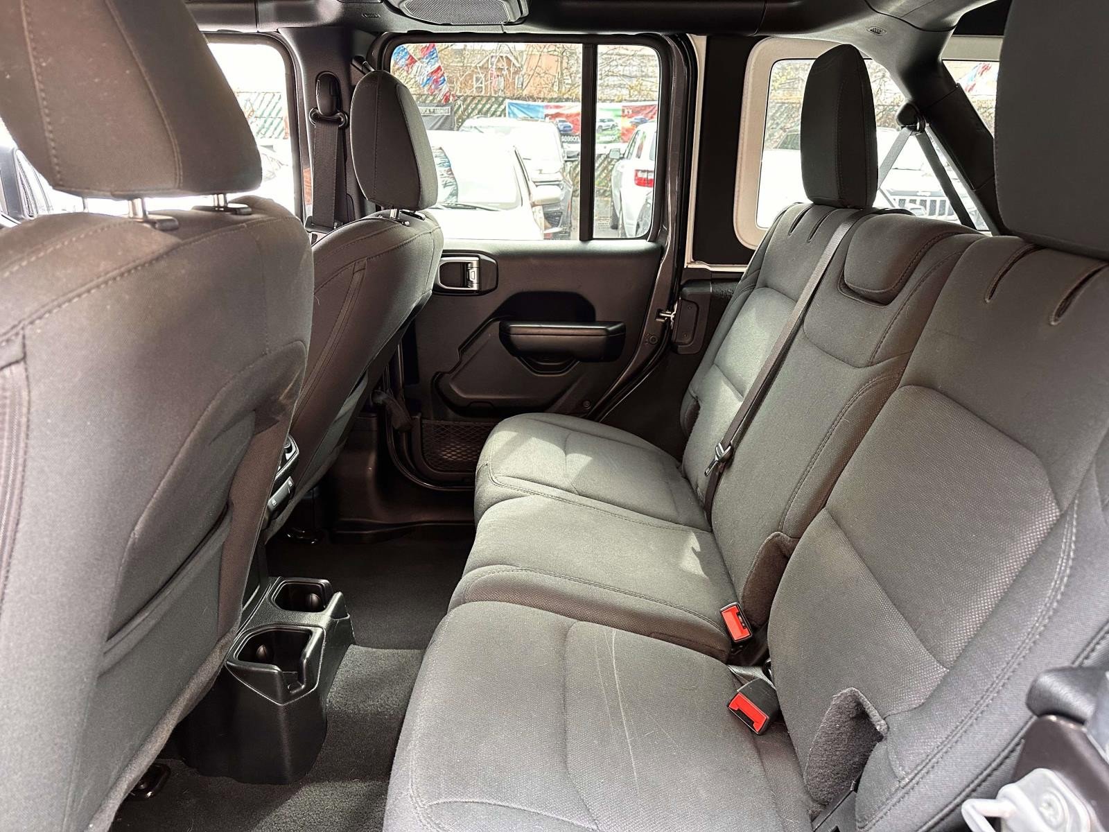 Used 2020 Jeep Wrangler Unlimited Sport S image 15